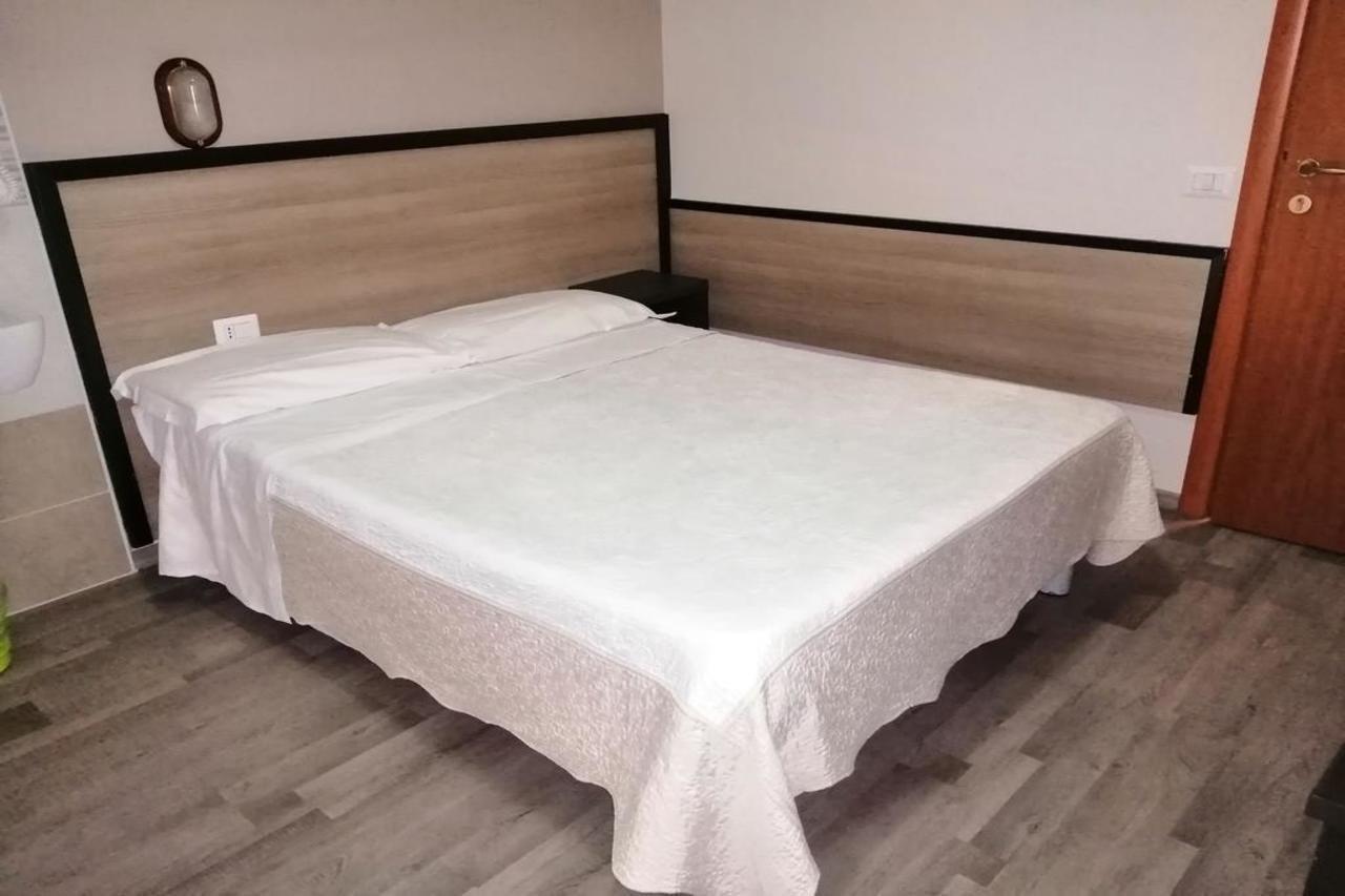 Hotel Salus Milano Dış mekan fotoğraf